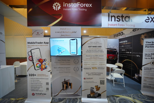 стенд компании InstaForex на выставке BrokersView Expo 2024